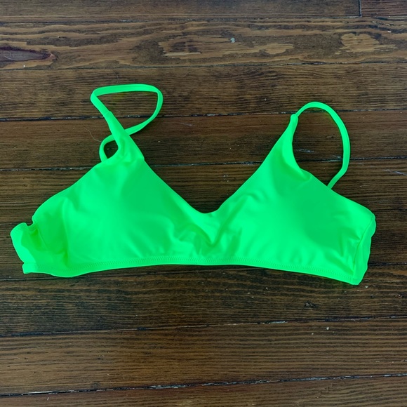 Lime green NWT bikini top size M - Picture 2 of 6